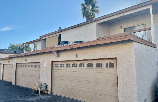 Charming Two Story 2 bedroom, 1.5 Bath in Ontario photos photos