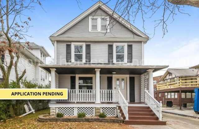 1416 Larchmont Avenue - 1416 Larchmont Avenue, Lakewood, OH 44107