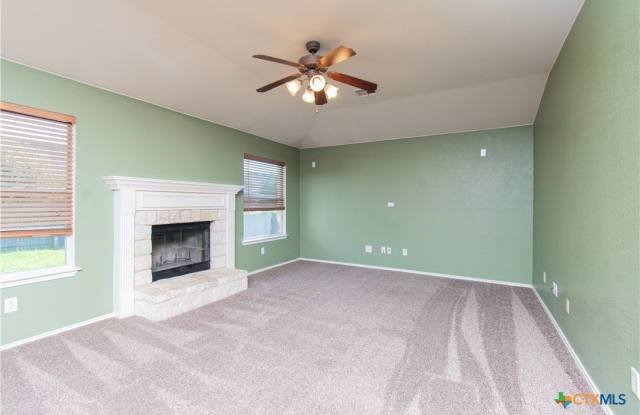 219 Scarlet Lane Gallery 2