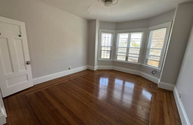 52 SUMMER - 52 Summer Street, Malden, MA 02148