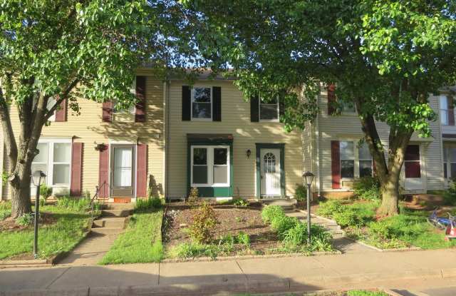 9038 SAINT STEVEN COURT - 9038 St Steven Court, Manassas Park, VA 20111