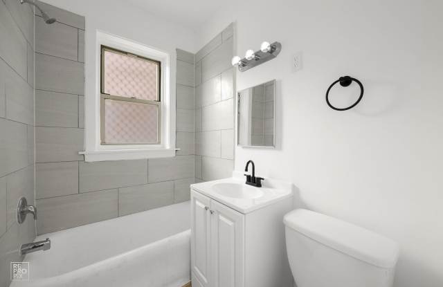 8051 S Ingleside Gallery 4
