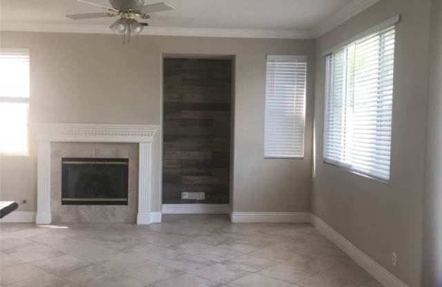 8186 Centerstone Drive Gallery 4