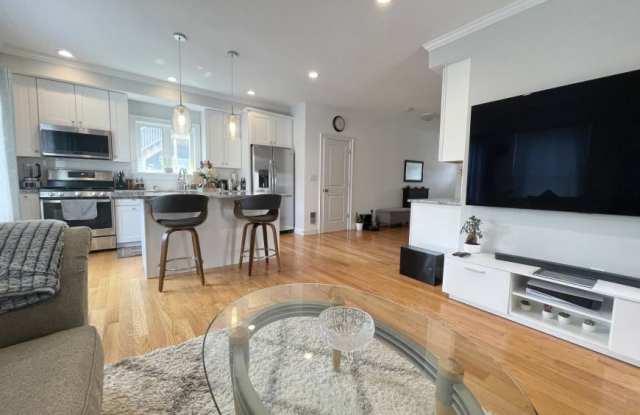 58 Starbird Ave. photos photos