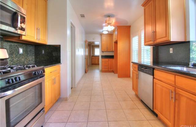 4613 Alveo Road Gallery 4