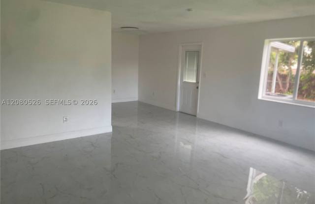 5929 Pierce St photos photos