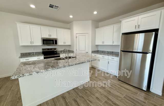 20292 W Hazelwood Street photos photos