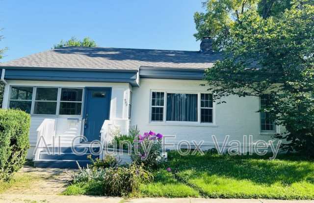 552 Orange Street Gallery 2