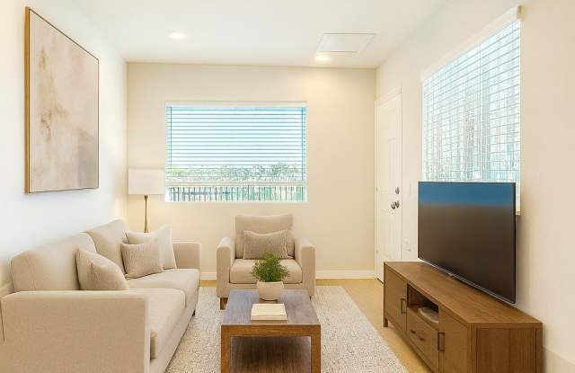 1171 N Wilton Pl photos photos