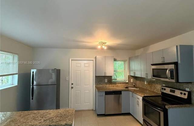 3131 Carter St photos photos