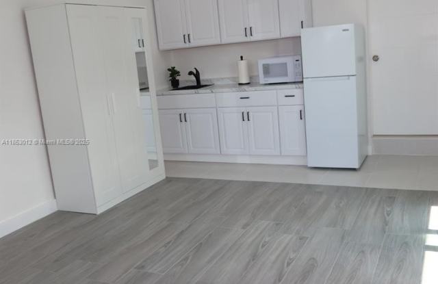 10450 SW 166th Ter photos photos