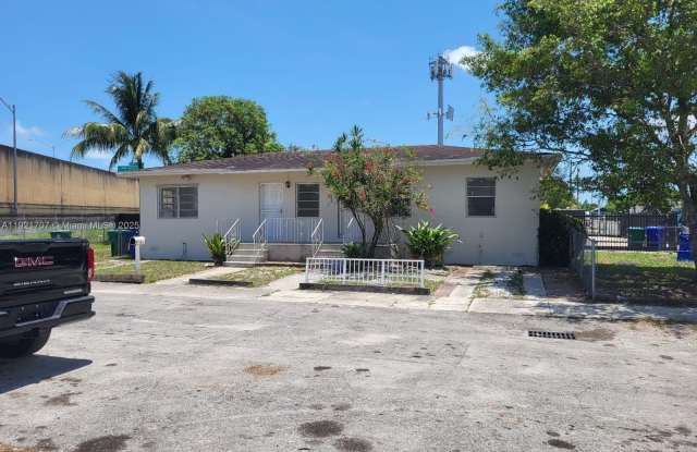 640 NW 77th St - 640 Northwest 77th Street, Miami, FL 33150