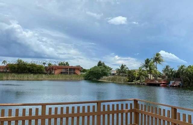 6641 SW 127 PATH Gallery 3