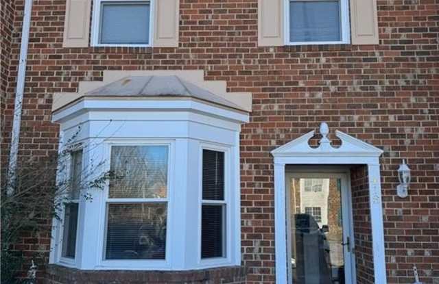 418 Greenview Drive photos photos