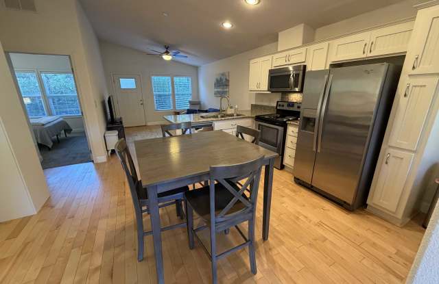 12869 Robleda Road Gallery 1
