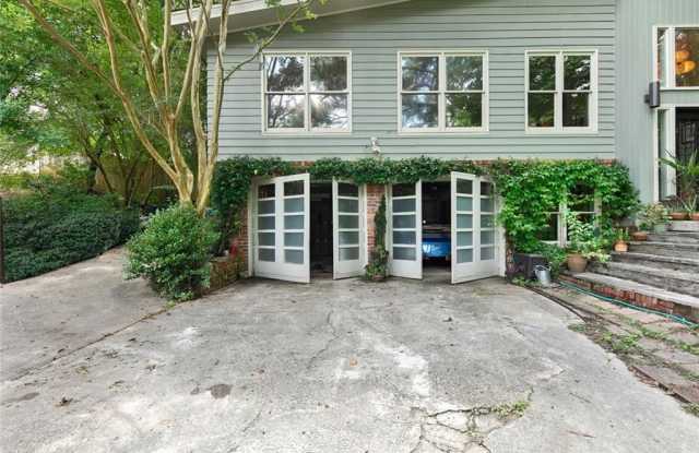 1232 Bernadette Lane NE Gallery 4