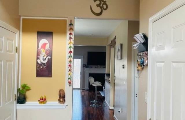215 Summerhill Dr Gallery 4