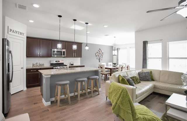 9237 Bronze Meadow Drive Gallery 4