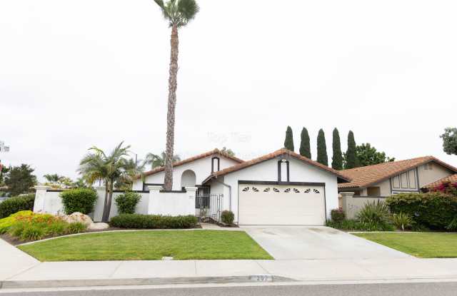 Beautiful 3 bed / 2 bath / 1,344 sqft Home in desirable Murray Mission Community of Oceanside - 257 Manzanita Drive, Oceanside, CA 92057