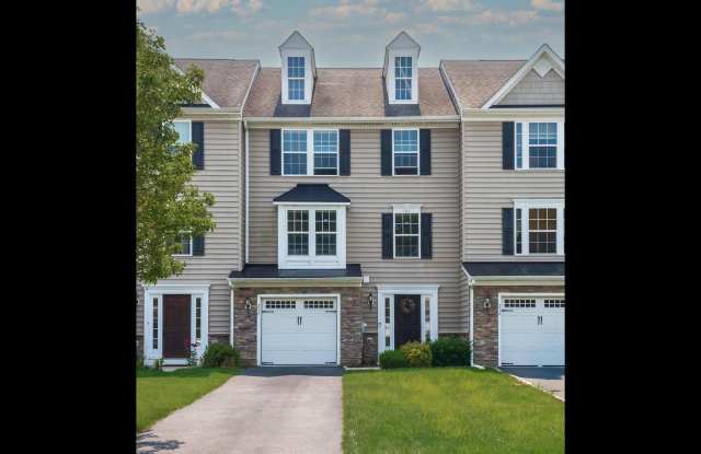 232 TALL TREES CIRCLE photos photos