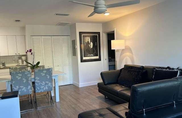 616 Executive Center Drive unit: 5201 photos photos