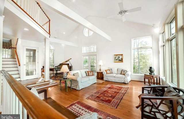 19968 Tower Hill Road Gallery 2