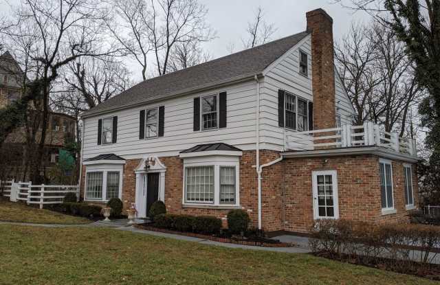 Spacious Home near Downtown Cincinnati photos photos