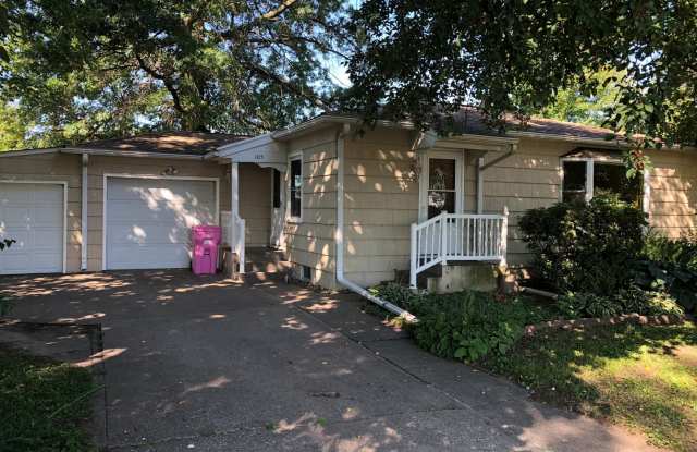 Affordable Colona Home With 2-Car Garage and Spacious Yard! photos photos