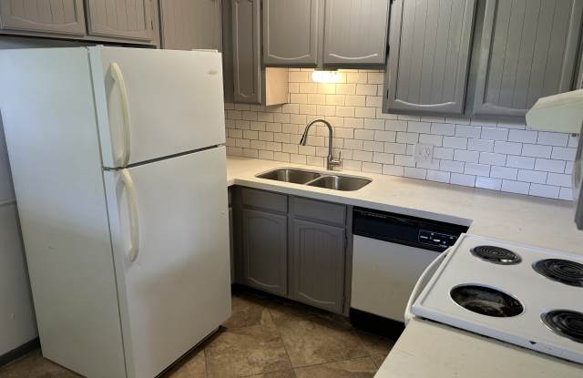 2160 Merriman Street photos photos