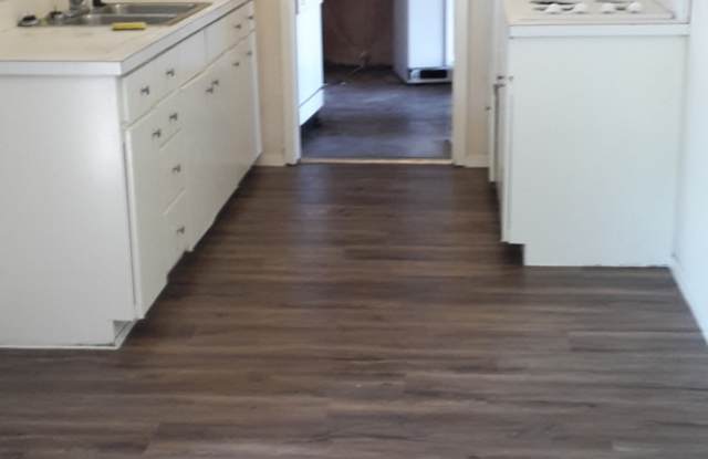 3 bdrm 2 bath house in quiet neighborhood Gallery 3