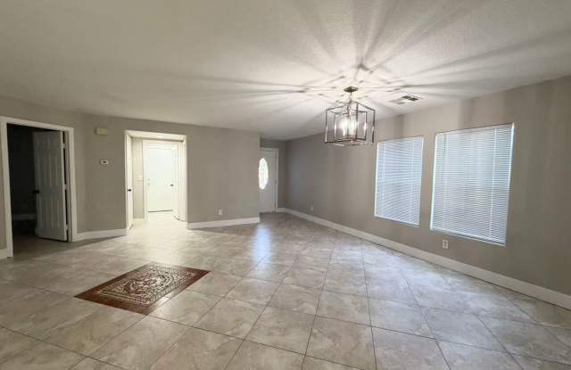 Come check out this beautiful 2,544 sqft 5 bed 3 bath home with an open floorplan! Gallery 3