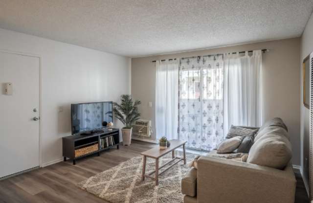 170 Amberway Apartments photos photos