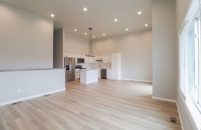 6181 24th Street South - 1 photos photos