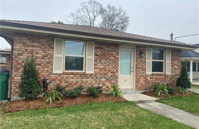 311 SHREWSBURY Road photos photos