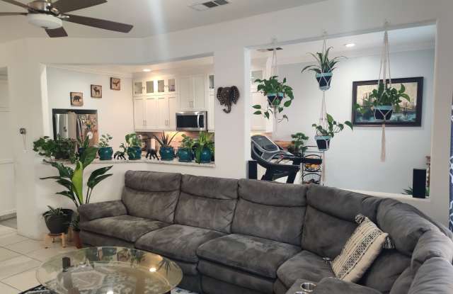 10864 Ivy Hill Dr Unit 6 Gallery 3