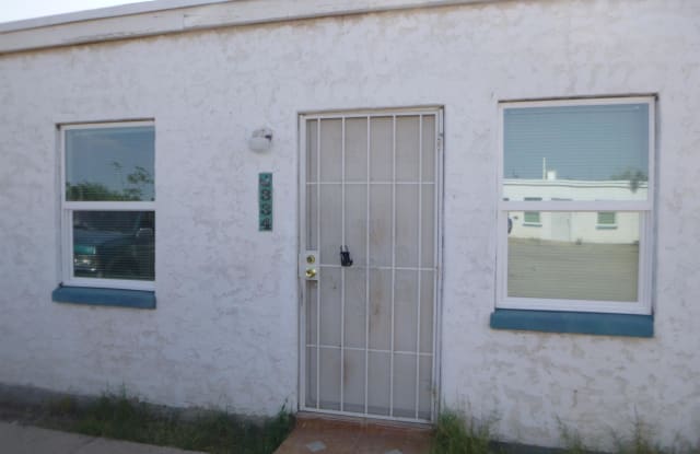 334 East 26th Street - 334 E 26th St, South Tucson, AZ 85713