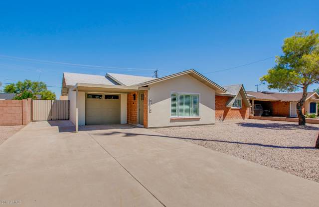 8218 E GLENROSA Avenue - 8218 East Glenrosa Avenue, Scottsdale, AZ 85251