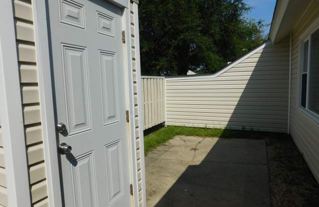 30 Ohara Drive - Town of River Bend - NOW OFFERING 1/2 MONTH FREE MOVE-IN SPECIAL WITH A YEAR'S LEASE! Gallery 4