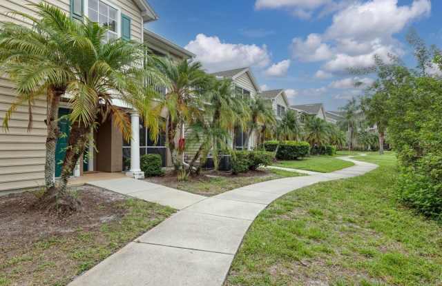 8911 MANOR LOOP Gallery 2