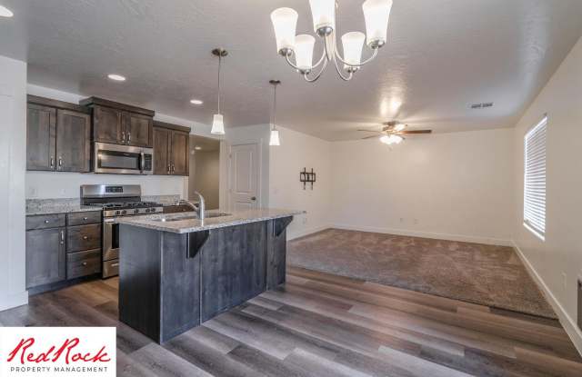 Move In Special - $500 Off First Months Rent! Stunning 4 Bedroom Townhome! photos photos