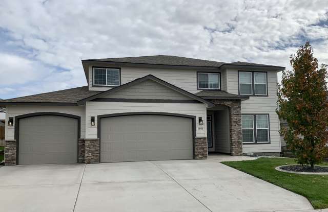 1851 South Fescue Street - 1851 South Fescue Street, Kennewick, WA 99338