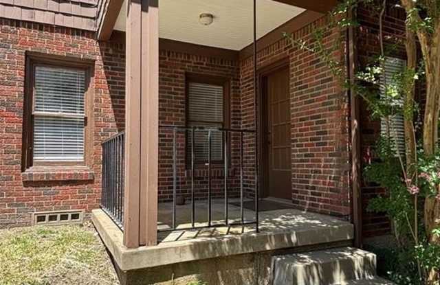 3700 Bellaire Drive N Gallery 2