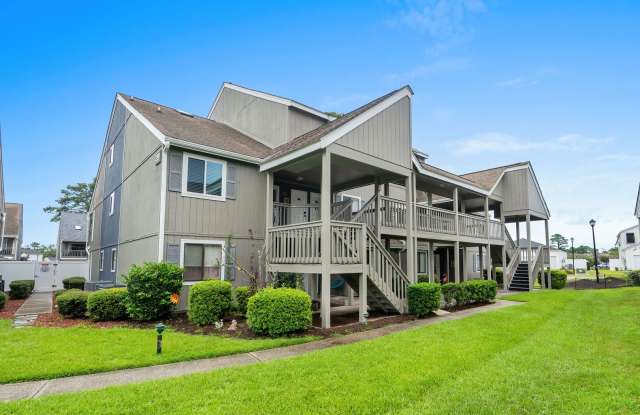 Long Term Furnished Top Floor Condo - 2 bed/2bath with Community Pool photos photos