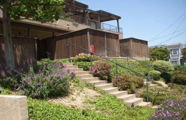 109 Avenue I Gallery 1