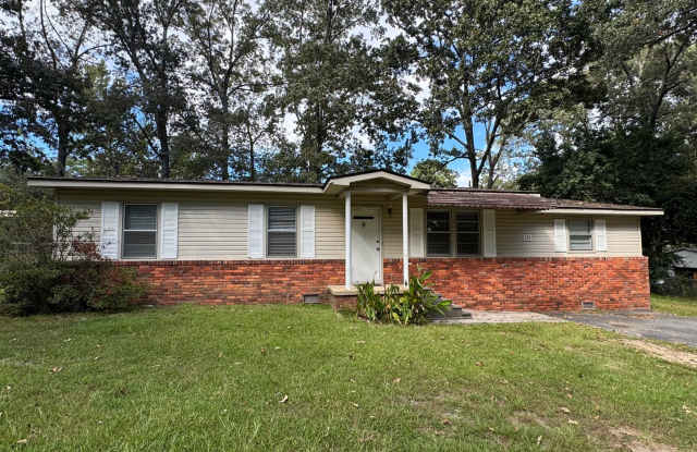 2 Bedrooms- 1 Bathroom- House in Centre, AL! - 305 County Road 119, Cherokee County, AL 35960