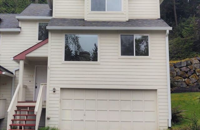 1313 Slate Lane NW Suite 106 - 1313 Northwest Slate Lane, Silverdale, WA 98383