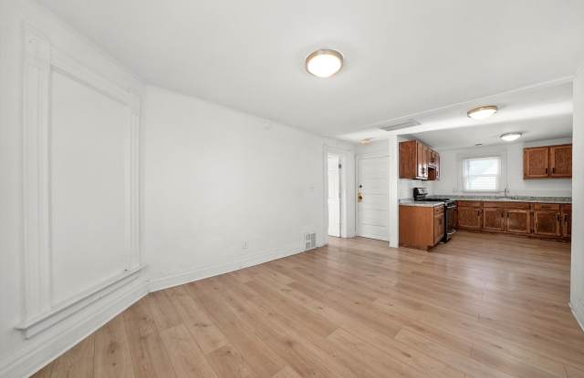 1097 E Merchant Street Gallery 3