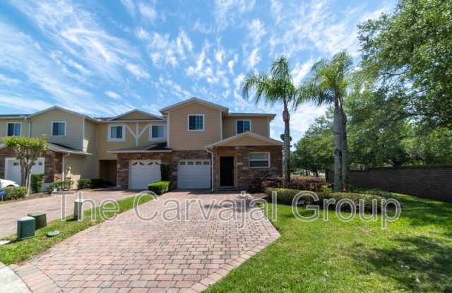 10100 Green Branch Court - 10100 Green Branch Court, Alafaya, FL 32825