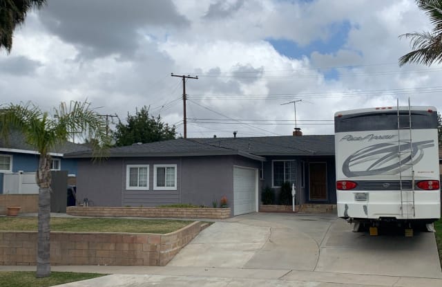 352 Granada Ct - 352 Granada Court, La Habra, CA 90631