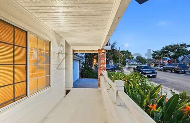 23913 Bennington Dr Gallery 2